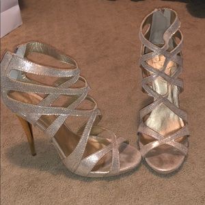 Metallic soft gold heel shoes. Size 9.